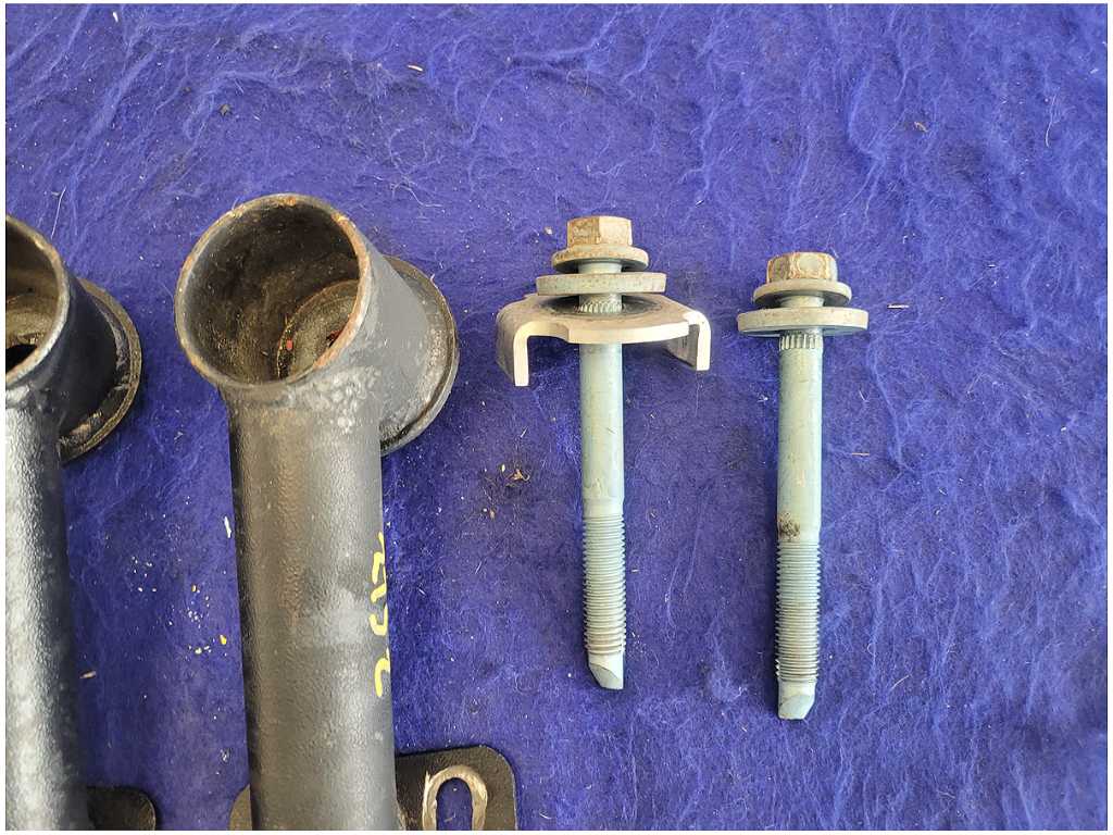 2015 - 2023 Ford Mustang GT S550 Pair Rear Lockout Cradle Braces 2752 - The Parts Farm