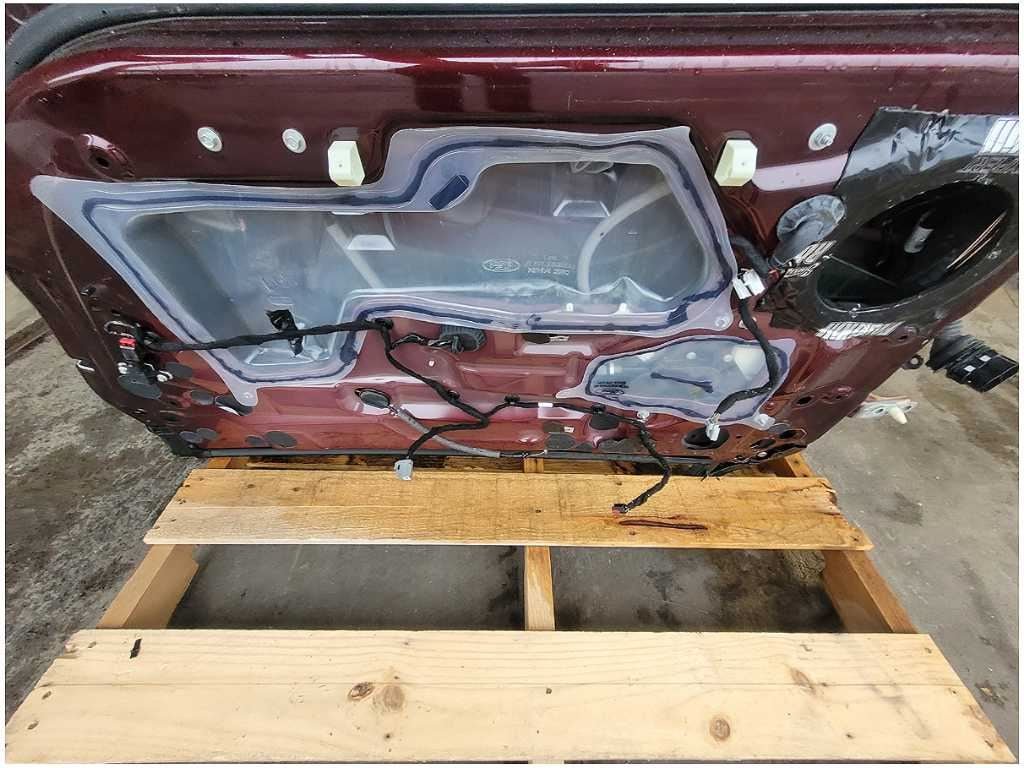 2015 - 2023 Ford Mustang GT S550 Passenger Front Door Coupe Shell Paint R3 2851 - The Parts Farm