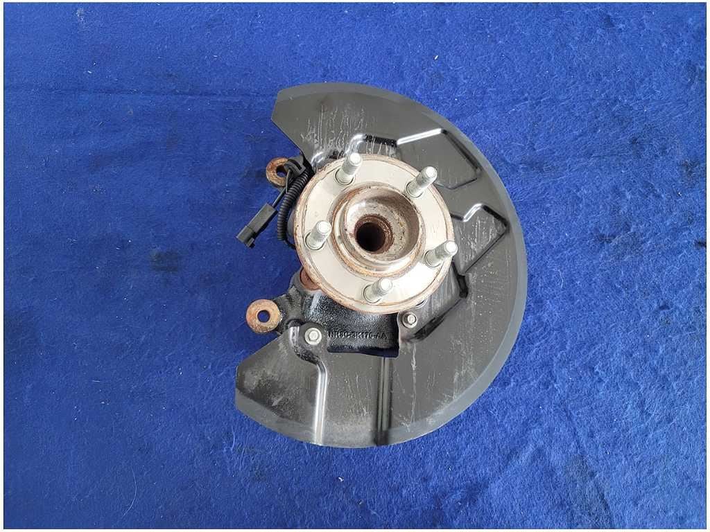2015-2023 Ford Mustang GT S550 Passenger Right Front Spindle Knuckle Hub 2887 - The Parts Farm