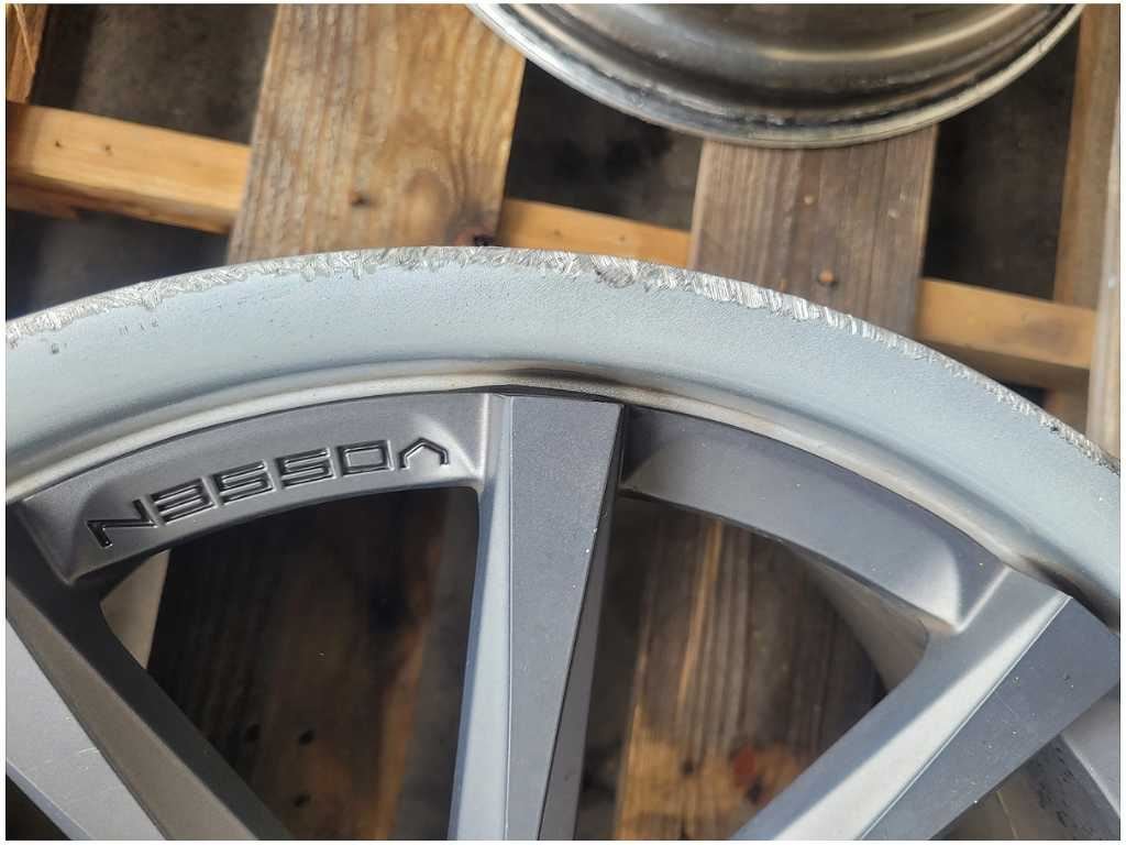 2015 - 2023 Ford Mustang GT S550 Vossen VVS CV1 20x10.5 Wheel Spoke *Scuffs* - The Parts Farm