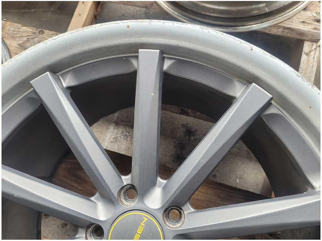 2015 - 2023 Ford Mustang GT S550 Vossen VVS CV1 20x10.5 Wheel Spoke *Scuffs* - The Parts Farm