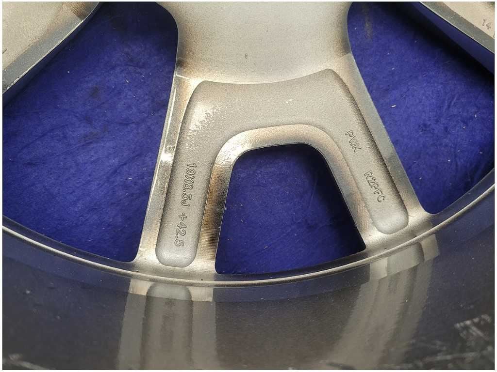 2015 - 2023 Ford Mustang GT S550 Wheel 19x8.5 Paint Spoke Rim *Scuffs* 2718 - The Parts Farm