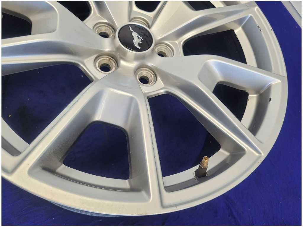 2015 - 2023 Ford Mustang GT S550 Wheel 19x8.5 Paint Spoke Rim *Scuffs* 2718 - The Parts Farm