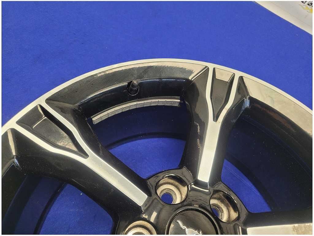 2015 - 2023 Ford Mustang GT S550 Wheel 19x8.5 Spoke Paint Rim *Scuffs* 2752 - The Parts Farm