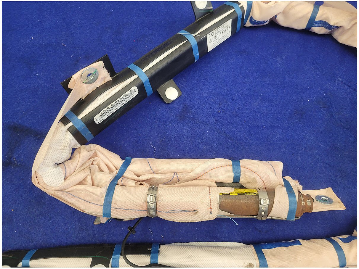 2015 Chevrolet Camaro SS Coupe Driver Roof Curtain Air Bag Upper 2758 - The Parts Farm