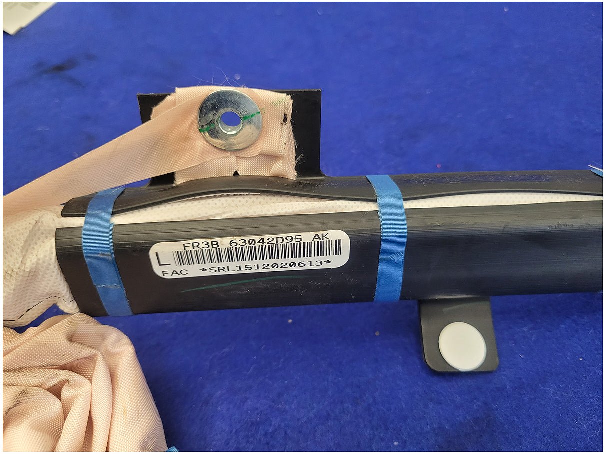 2015 Chevrolet Camaro SS Coupe Driver Roof Curtain Air Bag Upper 2758 - The Parts Farm