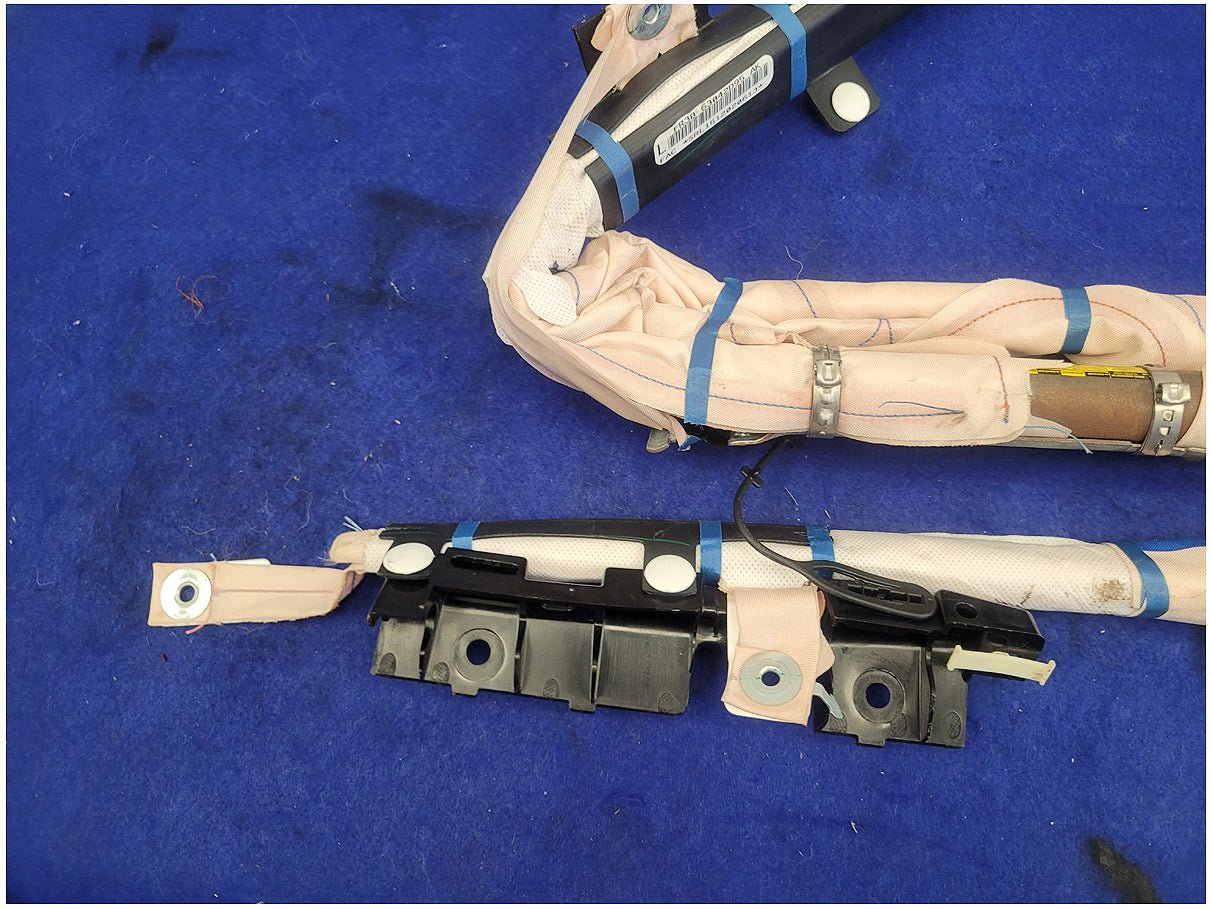 2015 Chevrolet Camaro SS Coupe Driver Roof Curtain Air Bag Upper 2758 - The Parts Farm