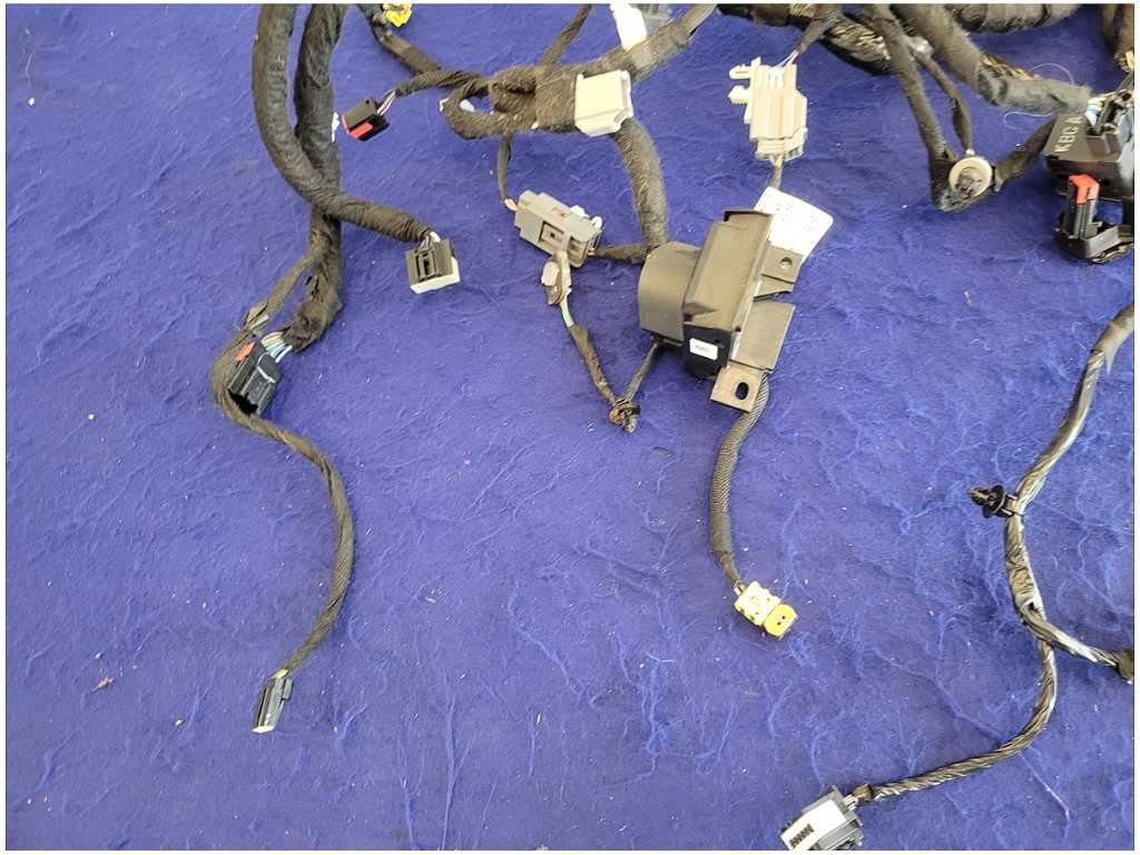 2015 Ford Mustang GT S550 Coupe Dash Harness Wire Plug *Read* 2709 - The Parts Farm
