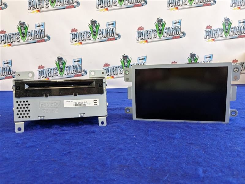 2015 Ford Mustang GT S550 Info - GPS - TV Screen Sync Radio Info Dash 2329 - The Parts Farm