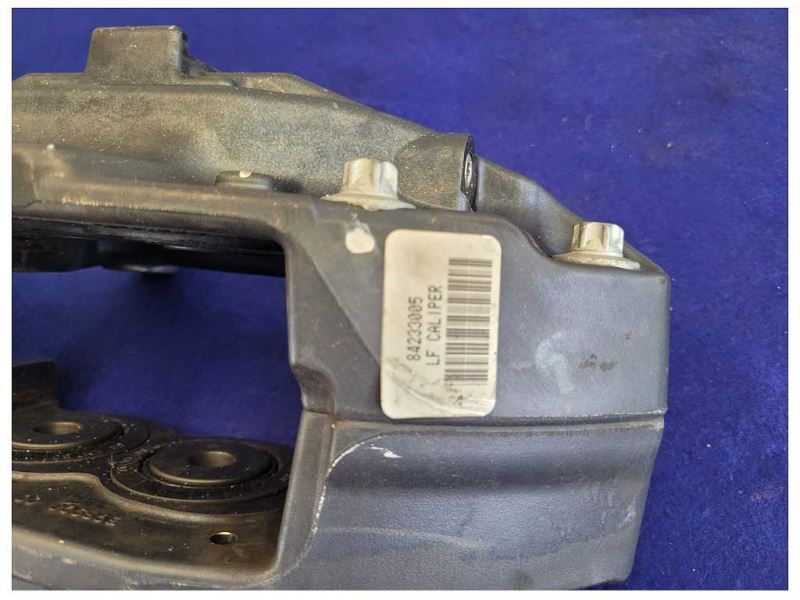 2016 - 2023 Chevrolet Camaro SS OEM NTO Brembo Front Brake Calipers Bare C62 - The Parts Farm