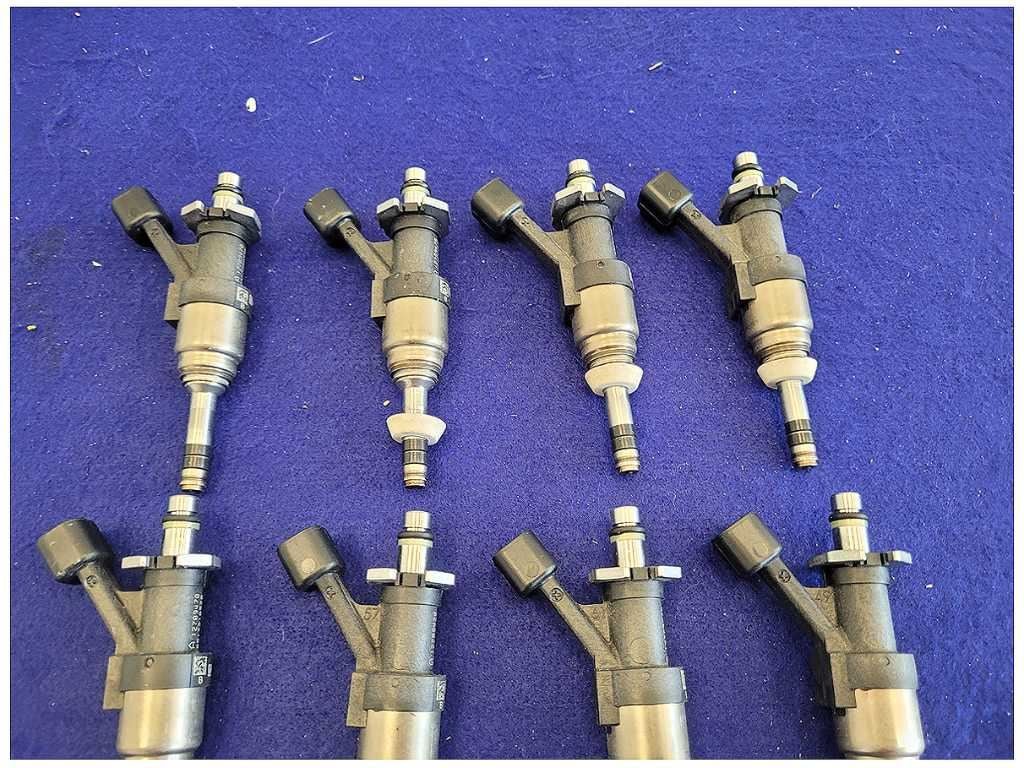 2016 - 2024 Chevrolet Camaro SS OEM NTO Stock Fuel Injectors 8 C43 - The Parts Farm