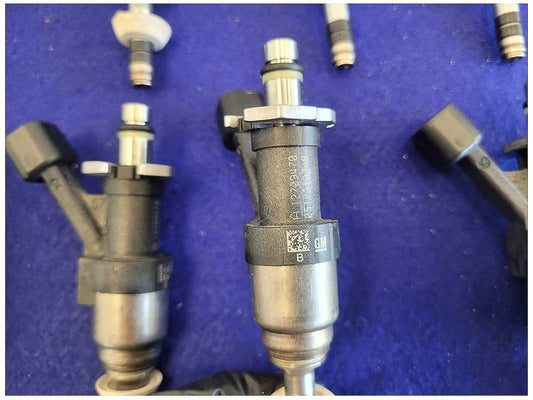2016-2024 Chevrolet Camaro SS OEM NTO Stock Fuel Injectors 8 C43