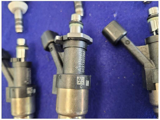 2016-2024 Chevrolet Camaro SS OEM NTO Stock Fuel Injectors 8 C43