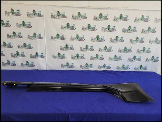 2016 - 2024 Chevrolet Camaro SS Passenger Lower Rocker Panel Molding C43 - The Parts Farm