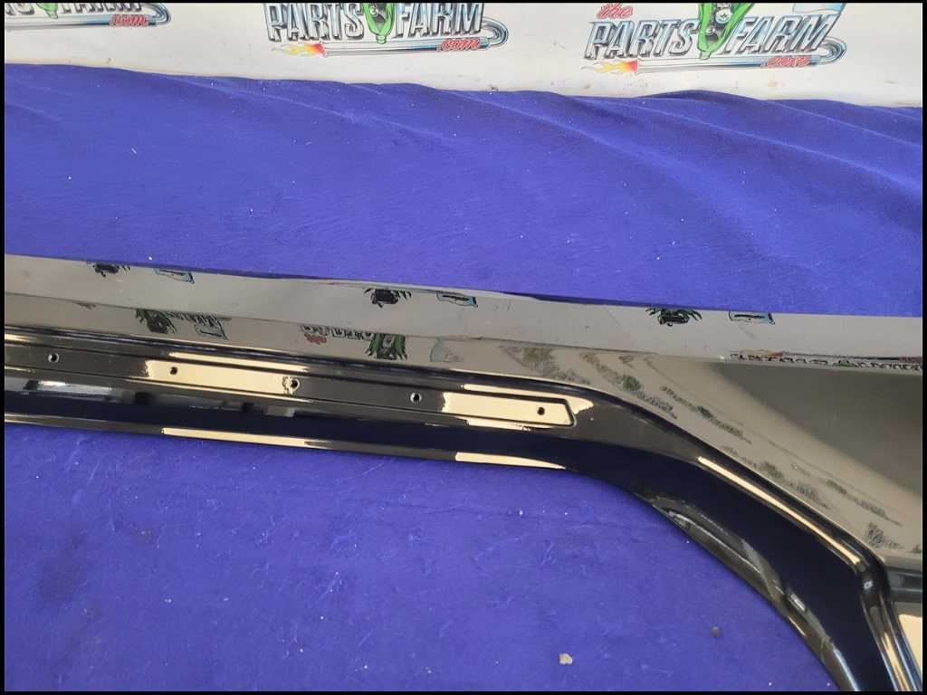 2016 - 2024 Chevrolet Camaro SS Passenger Lower Rocker Panel Molding C43 - The Parts Farm