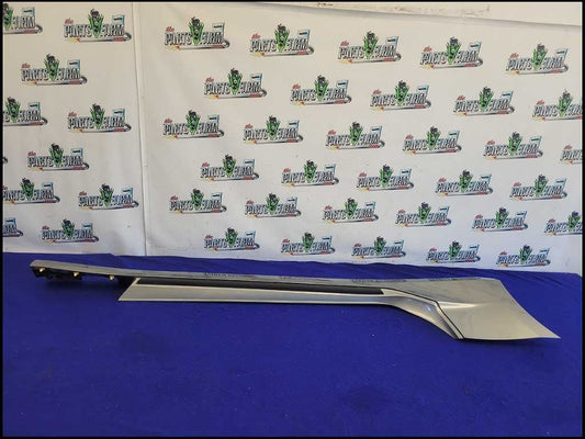 2016 - 2024 Chevrolet Camaro SS Passenger Lower Rocker Panel Molding C43 - The Parts Farm