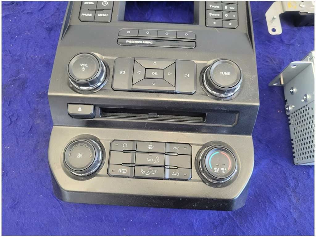 2016 Ford F150 F - 150 4x4 Truck Info - GPS - TV Front Dash 4.2" Screen 4x4 - The Parts Farm