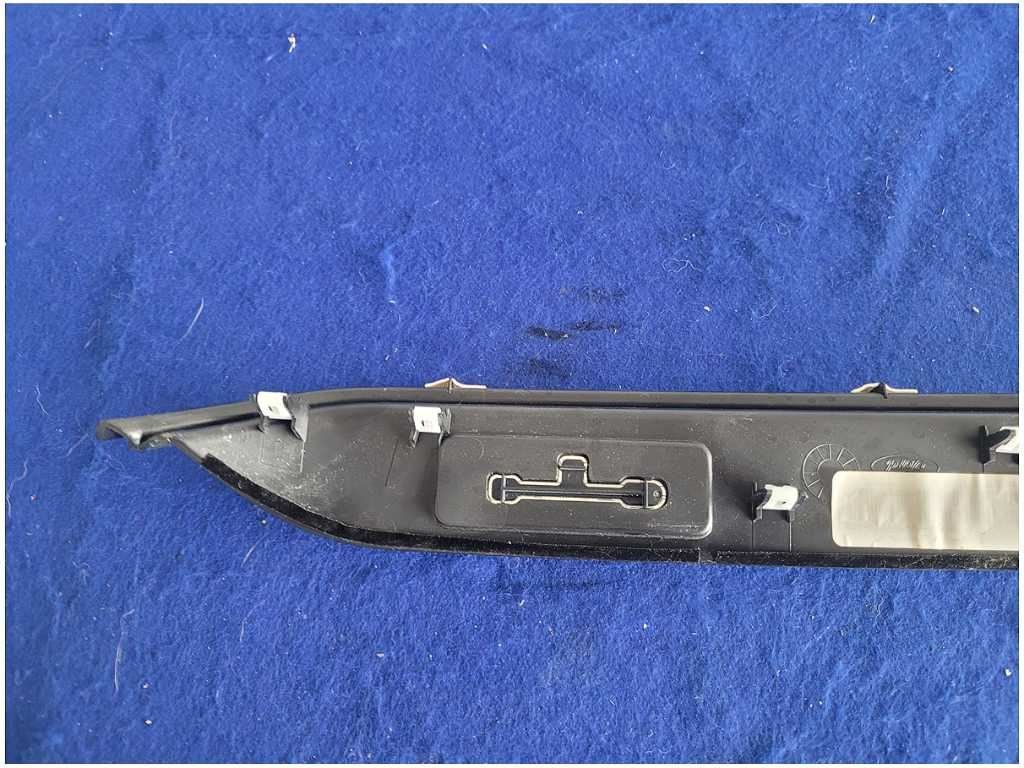 2016 Ford Mustang Shelby GT350 Front Passenger Dash Trim Badge Emblem 2881 - The Parts Farm