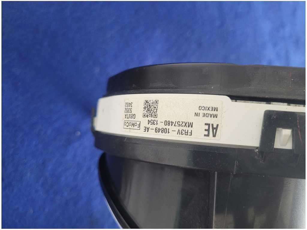 2016 Ford Mustang Shelby GT350 Speedometer Gauge Cluster Info Screen 2881 - The Parts Farm