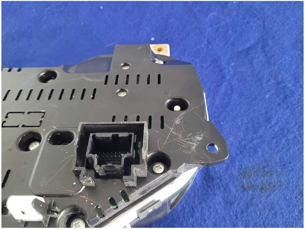 2016 Ford Mustang Shelby GT350 Speedometer Gauge Cluster Info Screen 2881 - The Parts Farm