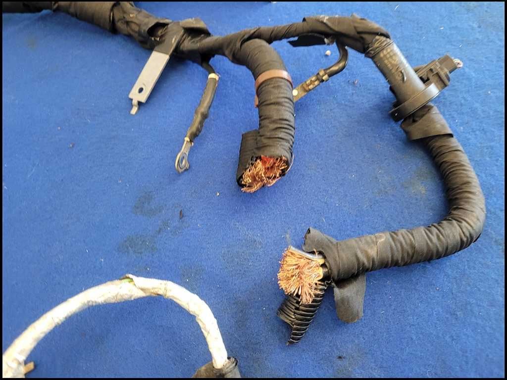2017 Ford Mustang GT S550 Battery Starter Harness Wire Plug *Cut Wires* 2232 - The Parts Farm