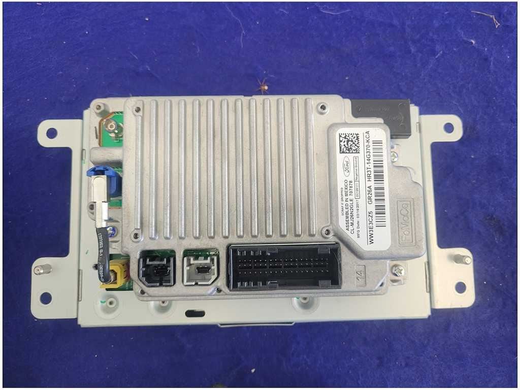 2017 Ford Mustang GT S550 Sync 3 Receiver *READ* CD Slot Upgrade Heat Cool 2753 - The Parts Farm