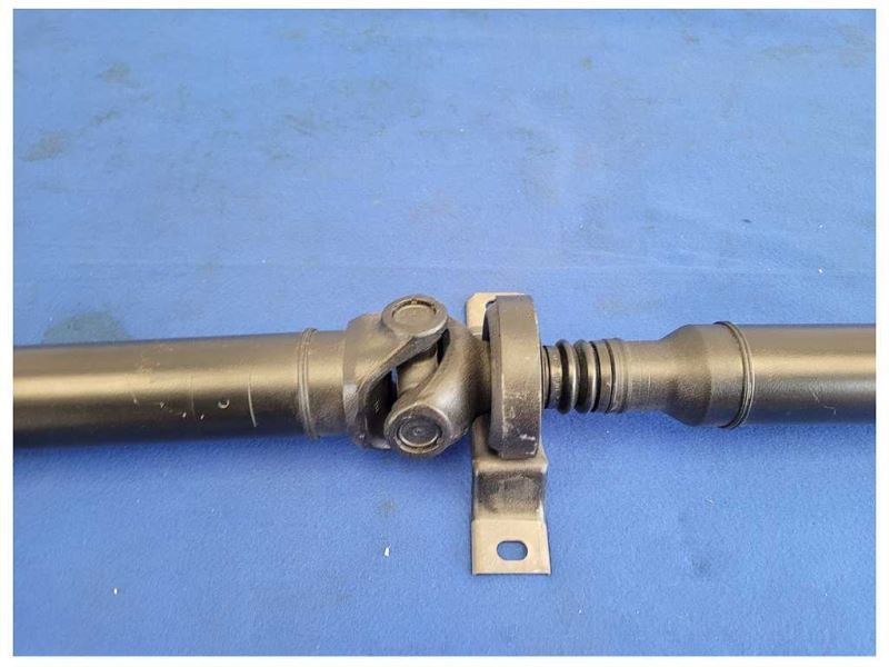 2018 - 2020 Chevrolet Camaro SS 6.2L Driveshaft Automatic Transmission A/T C124 - The Parts Farm