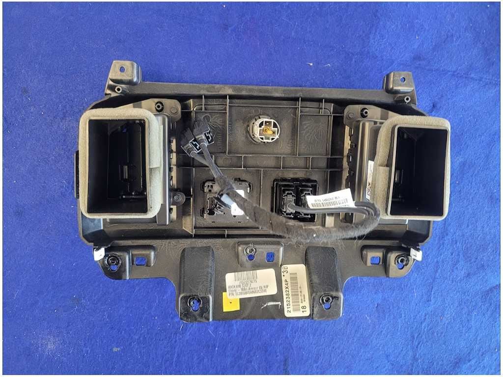 2018 - 2020 Ford F150 F - 150 Console Rear Vent Lower *Broken USB Port Door 2874 - The Parts Farm