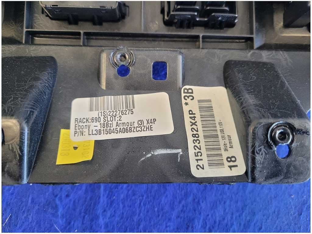 2018 - 2020 Ford F150 F - 150 Console Rear Vent Lower *Broken USB Port Door 2874 - The Parts Farm