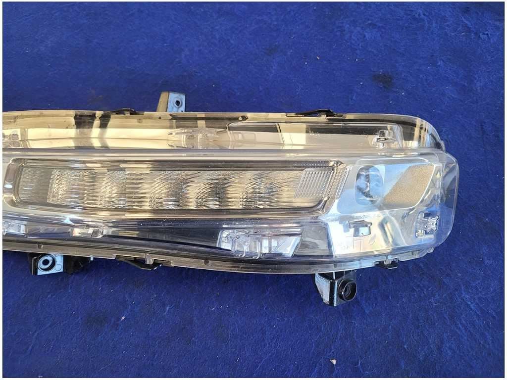 2018 - 2023 Ford Mustang EcoBoost S550 Driver Front Turn Signal Lamp Corner 2771 - The Parts Farm
