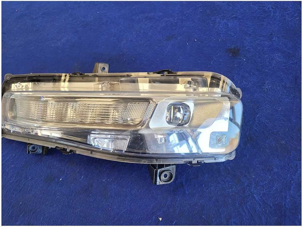 2018 - 2023 Ford Mustang EcoBoost S550 Driver Front Turn Signal Lamp Corner 2771 - The Parts Farm