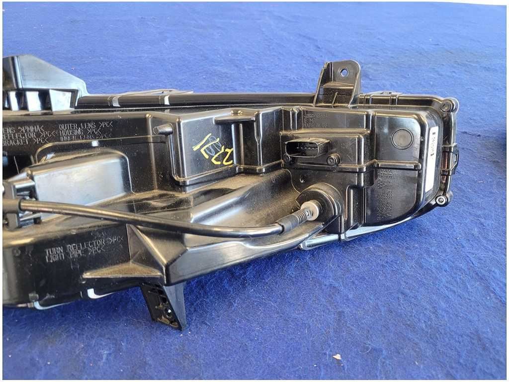 2018 - 2023 Ford Mustang EcoBoost S550 Driver Front Turn Signal Lamp Corner 2771 - The Parts Farm