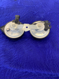 2018 - 2023 Ford Mustang factory OEM Horn Horns & bracket used The Parts Farm - The Parts Farm