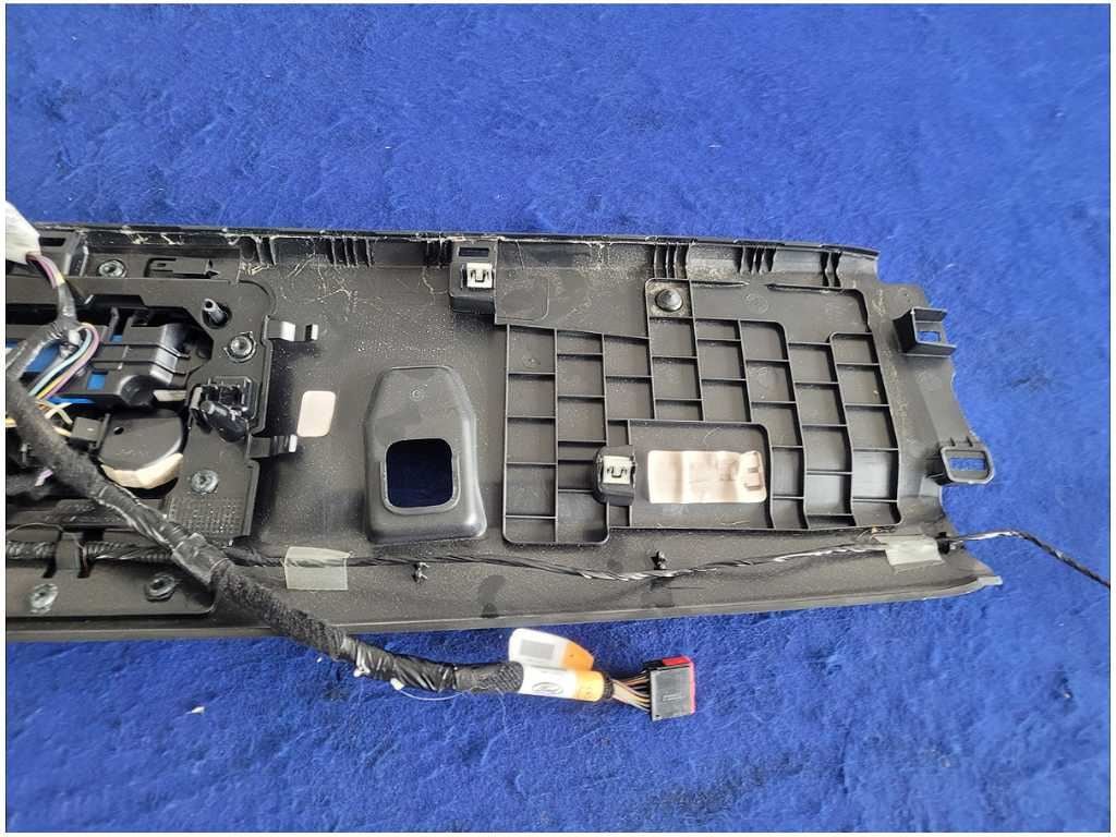 2018-2023 Ford Mustang GT S550 Convertible Dome Light Cover Panel 2887 - The Parts Farm