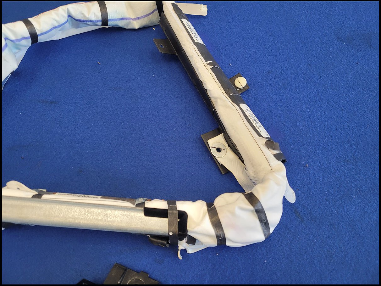 2018 - 2023 Ford Mustang GT S550 Coupe Driver Upper Roof Curtain Air Bag 2691 - The Parts Farm