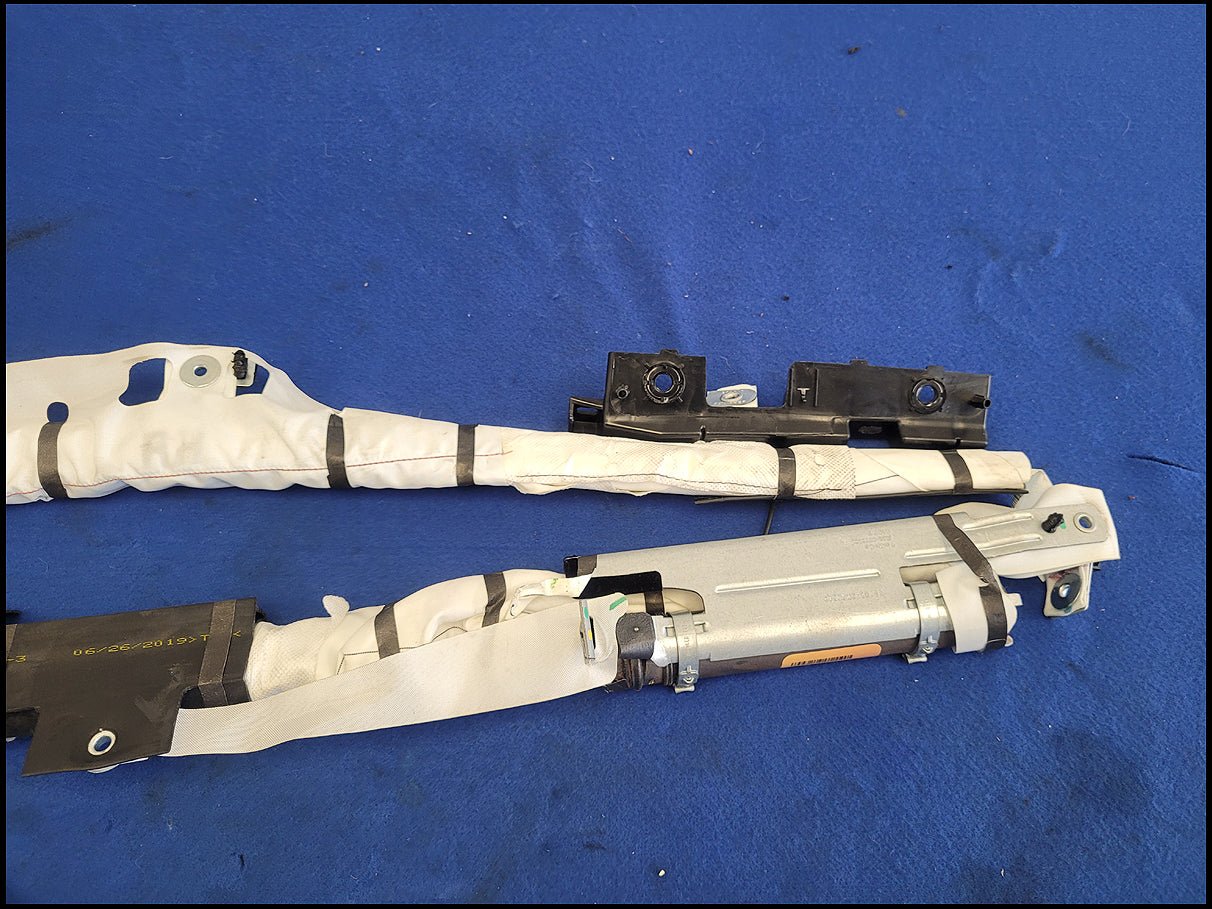 2018 - 2023 Ford Mustang GT S550 Coupe Passenger Upper Roof Curtain Air Bag 2681 - The Parts Farm