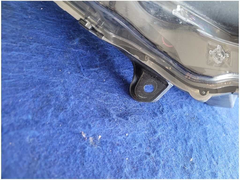 2018-2023 Ford Mustang GT S550 Driver Front Headlight HID Light Lamp *Read* 2888 - The Parts Farm
