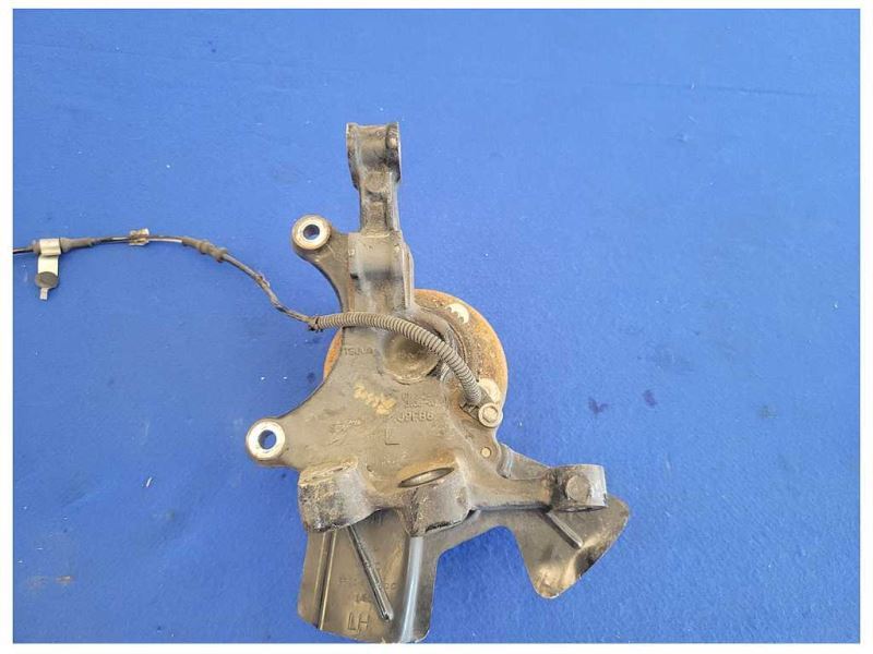 2018 - 2023 Ford Mustang GT S550 Driver LH Front Spindle Knuckle Hub 2587 - The Parts Farm