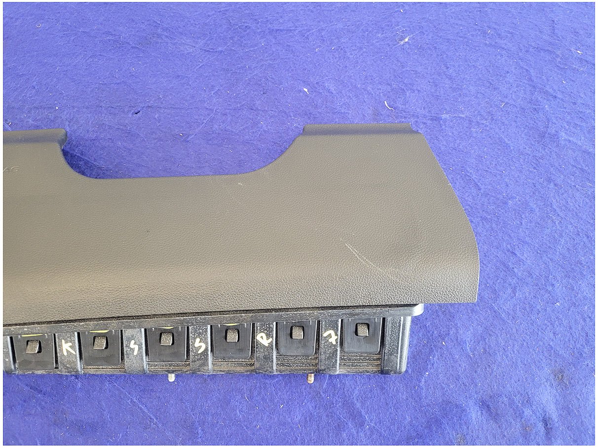 2018 - 2023 Ford Mustang GT S550 Driver Lower Knee Air Bag 2630 - The Parts Farm