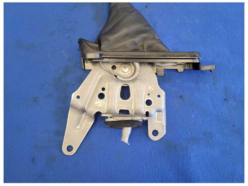 2018 - 2023 Ford Mustang GT S550 E Brake Emergency Handle Pull 2494 - The Parts Farm