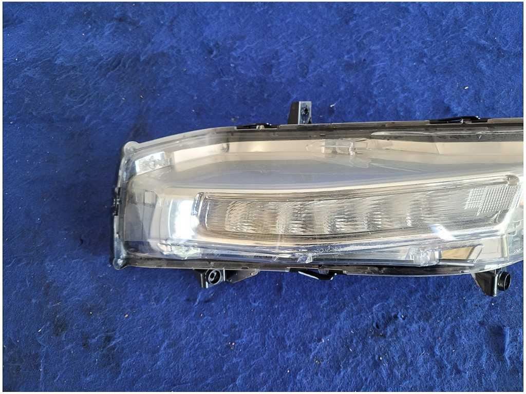 2018-2023 Ford Mustang GT S550 Front Driver Corner Park Light Fog Driving 2888 - The Parts Farm