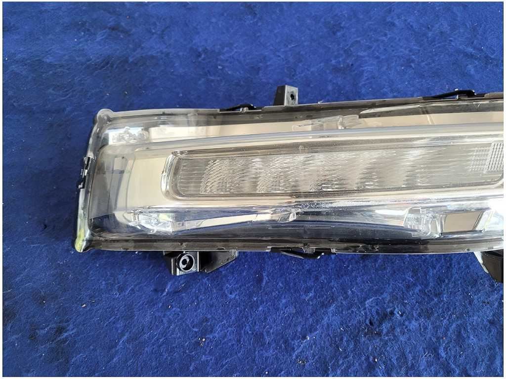 2018-2023 Ford Mustang GT S550 Front Driver Corner Park Light Fog Driving 2888 - The Parts Farm
