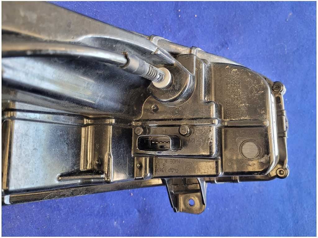 2018 - 2023 Ford Mustang GT S550 Passenger Corner Light Bumper Turn Signal 2766 - The Parts Farm