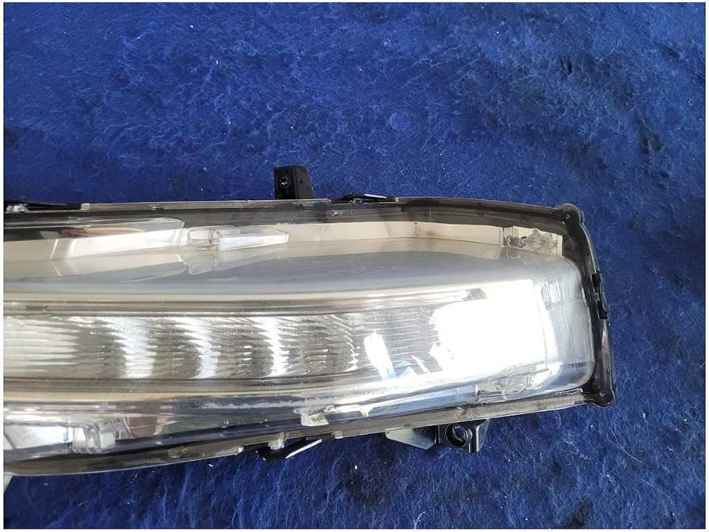 2018-2023 Ford Mustang GT S550 Passenger Corner Park Light Fog Driving 2888 - The Parts Farm