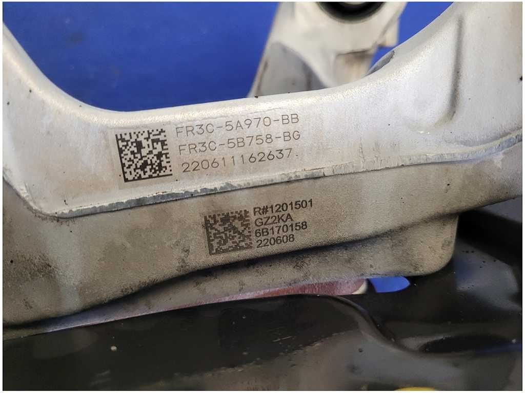 2018 - 2023 Ford Mustang GT S550 Passenger Rear Spindle Knuckle Hub 2767 - The Parts Farm