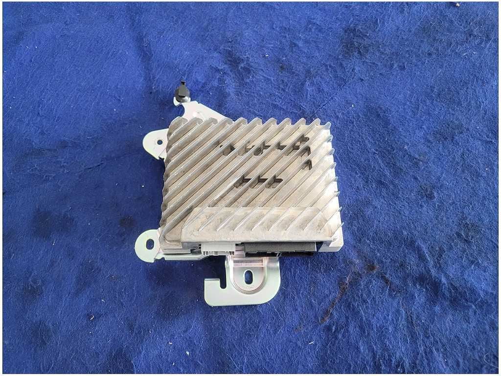 2019 Ford Mustang GT S550 Audio Equipment Radio Amplifier Left Hand Dash 2888 - The Parts Farm