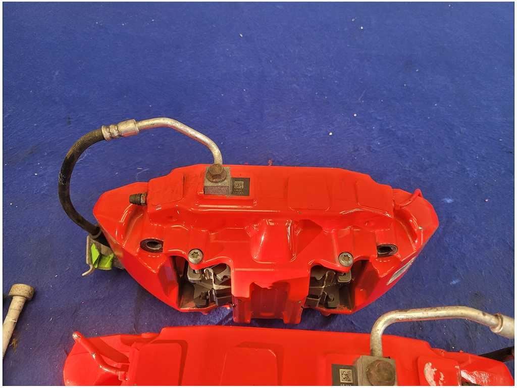2020 - 2020 Ford Mustang Shelby GT500 Pair Front Brembo Brake Calipers RH LH 2142 - The Parts Farm