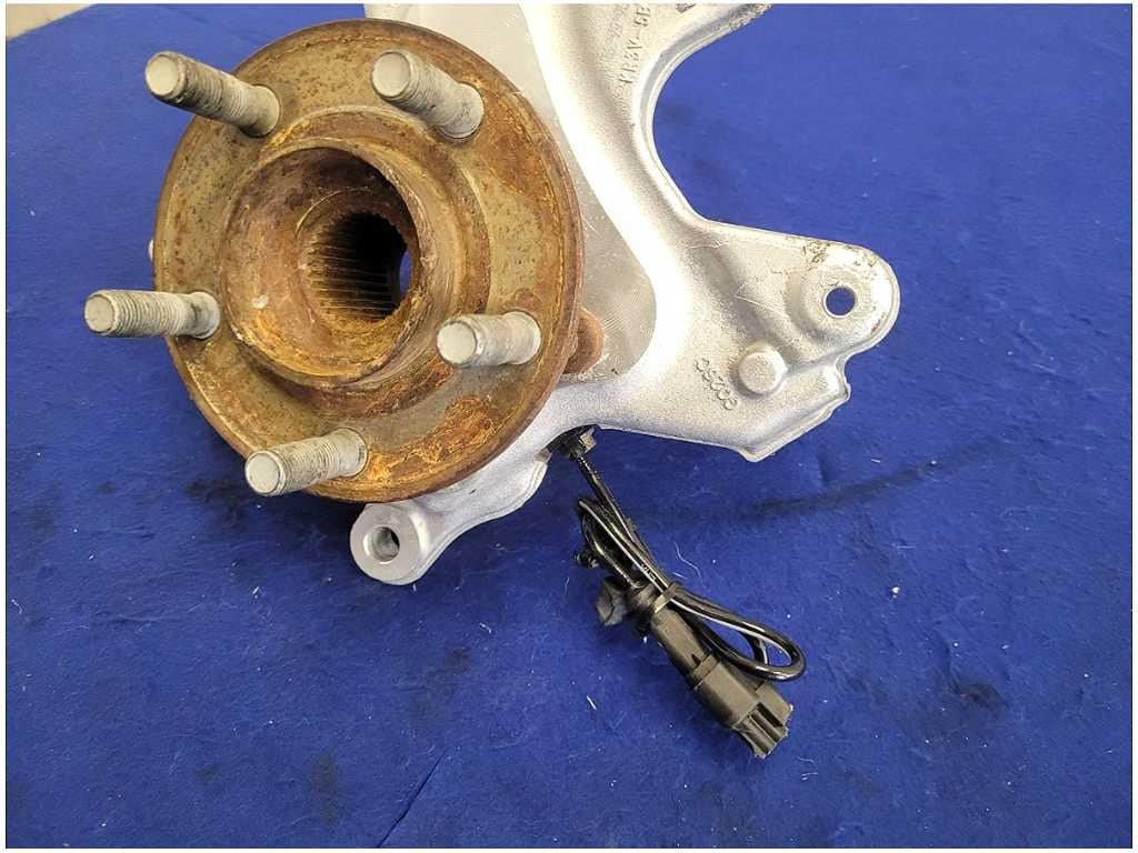 2020 - 2022 Ford Mustang Shelby GT500 Driver Rear Spindle Knuckle 2142 - The Parts Farm