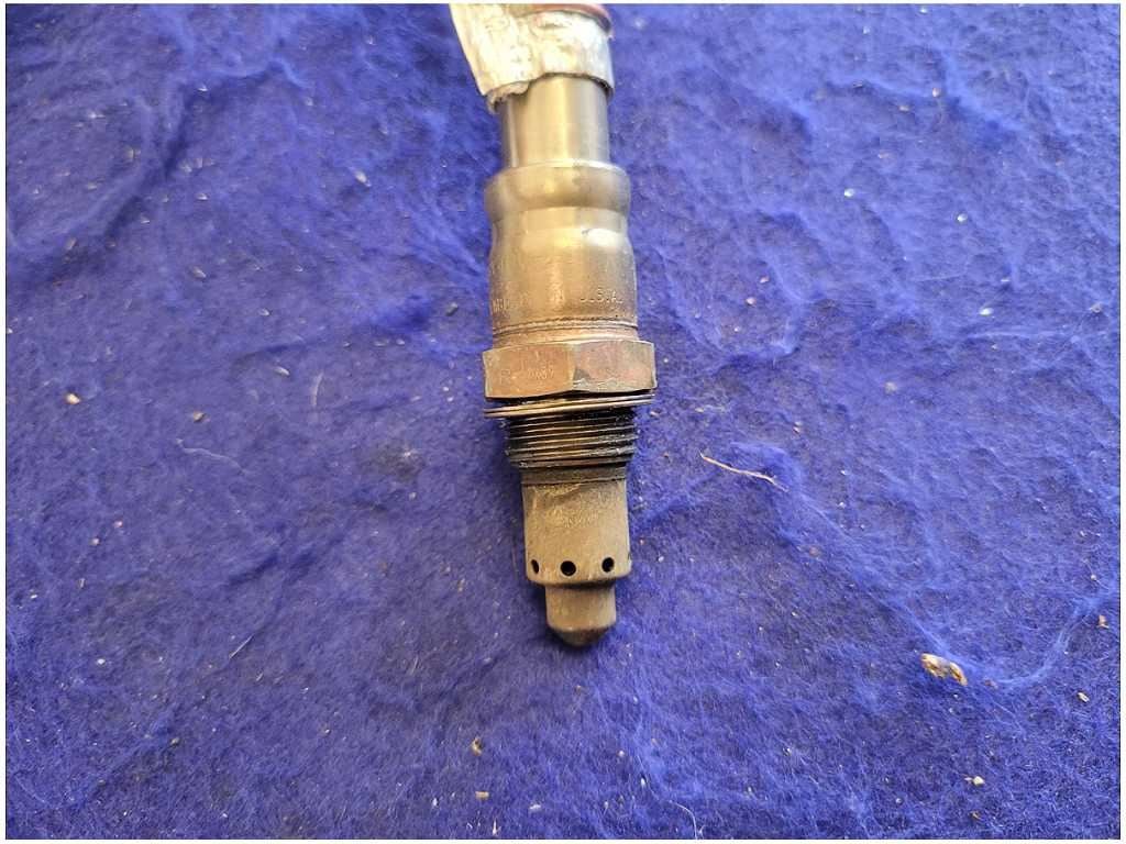 2020 - 2023 Ford Mustang Shelby GT500 Driver Front Upstream o2 Sensor Exhaust FH - The Parts Farm