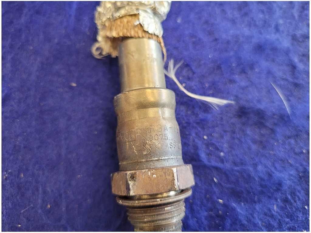 2020 - 2023 Ford Mustang Shelby GT500 Driver Front Upstream o2 Sensor Exhaust FH - The Parts Farm